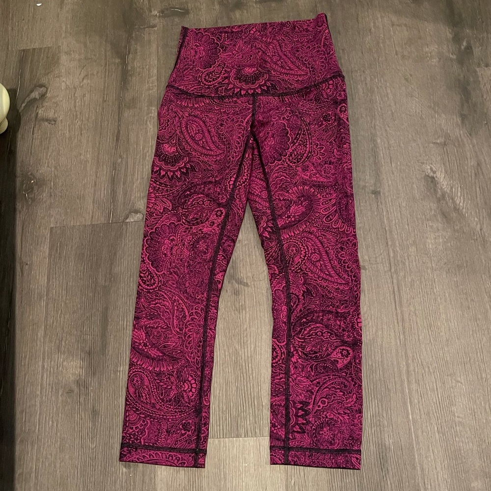 Lululemon high waisted wunder under crops sz 4